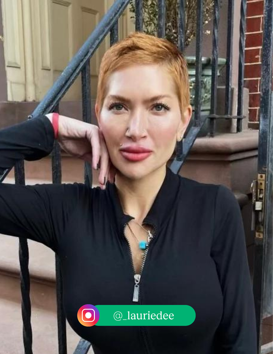 Laurie D.'s Headshot