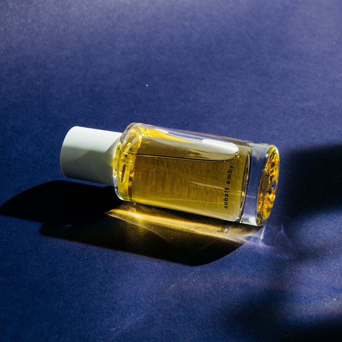 Abel Cobalt Amber – Fellow Barber